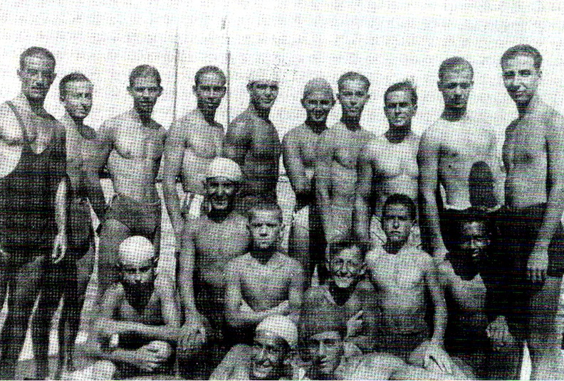 8. Η ομάδα τού Ναυτικού Ομίλου Πατρών. Πρωταθλητές Ελλάδας το 1935.jpg