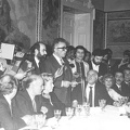 34. Ο Θεόδωρος Άννινος ανήμερα του Αγίου Ανδρέα στο Δημαρχείο, με καλεσμένους μεταξύ άλλων το Μένιο Κουτσόγιωργα, το Γιώργο Κατσιφάρα, το Γιώργο Παπανδρέου και τη Μάργκαρετ Παπανδρέου