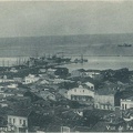 49. Άποψη της Πάτρας προς το λιμάνι. Στην άκρη αριστερά (τα μαύρα δέντρα) διακρίνεται λίγο η πλατεία Όλγας