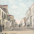 1. Η Μαιζώνος (δεξιά το Δημαρχείο)