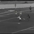 1972 β. Στάδιο Καραϊσκάκη. Ολυμπιακός-Παναχαϊκή (3-2). Πρωτάθλημα Α΄ εθνικής κατηγορίας. Ο Δαβουρλής επιτυγχάνει το 0-1 αμέσως μετά το εναρκτήριο λάκτισμα