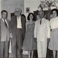 32. Ο Μανώλης Καλομοίρης (στις εξετάσεις τού Πατραϊκού Ωδείου) μαζί με το νεοεκλεγέντα δήμαρχο Πατρέων Νίκο Βέτσο, 1959