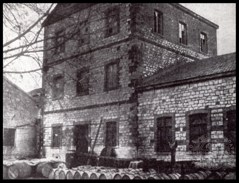 24. Γενική άποψη της οινοποιείας Ν. Ασημακόπουλου, 1900.jpg
