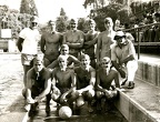 27. Η ομάδα Νέων τού ΝΟΠ με προπονητή τον Milo Lusic (όρθιος στα αριστερά), 1977