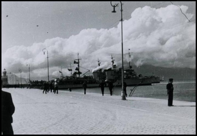 6. Ιταλικά πολεμικά πλοία, 1941(περίπου).jpg