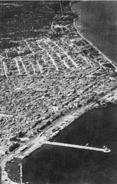 6. Aεροφωτογραφία τής Πάτρας, 1955.jpg