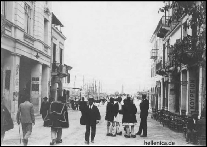 17. Η Αγίου Νικολάου προς το φάρο, 1910.jpg