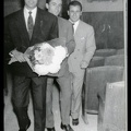 2. Ο Ανδρέας Μπάρκουλης στην Πάτρα, για την πρεμιέρα τής ταινίας "Ο Μιμίκος και η Μαίρη" του Γρηγόρη Γρηγορίου, στο Ιντεάλ, 1959