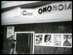 40. Σινέ Ομόνοια. Ο κινηματογράφος αρχίζει τη λειτουργία του το 1978 στην πλατεία Ομονοίας