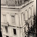 5. Άποψη της οικίας Βουρλούμη, γωνία με την οδό Αθανασίου Διάκου, δεκαετία 1960