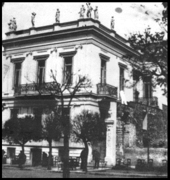 7. Μέγαρο Βουρλούμη (πρώην σπίτι τής οικογένειας Μόρφυ) στα Ψηλαλώνια. Κατεδαφίστηκε το 1969.jpg