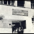 46. Η είσοδος του Καραμανδάνειου Νοσοκομείου Παίδων, δεκαετία 1960
