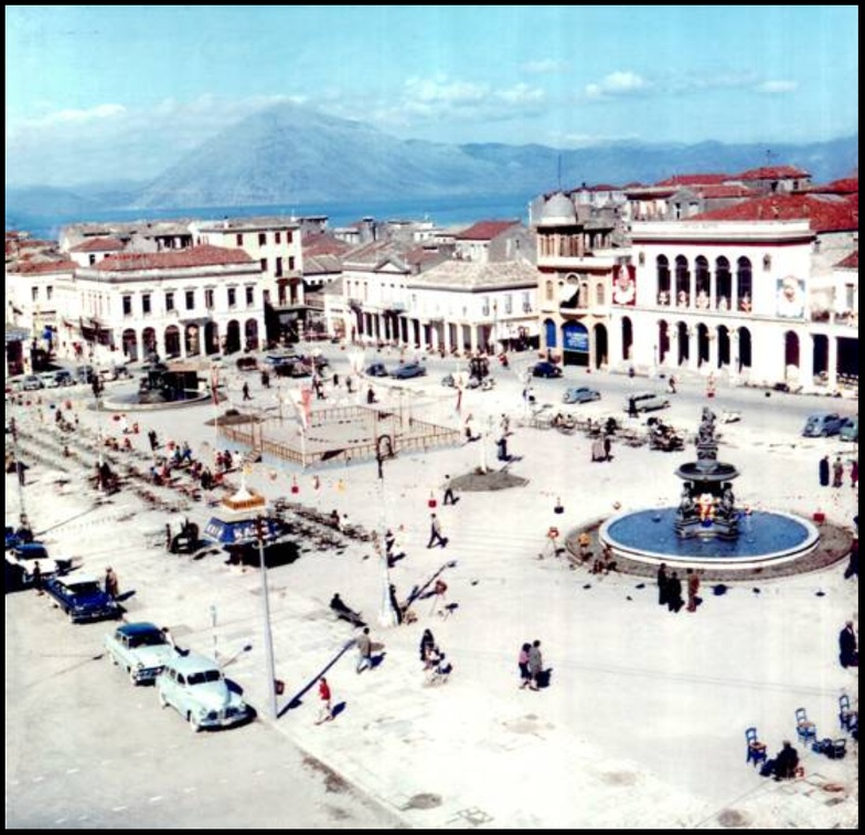 44. Η πλατεία Γεωργίου, αρχές δεκαετίας 1960