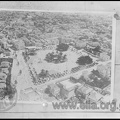 27. Η πλατεία Υψηλών Αλωνίων. Η λήψη έγινε από αεροπλάνο τής εφημερίδας ΑΚΡΟΠΟΛΗ το 1930