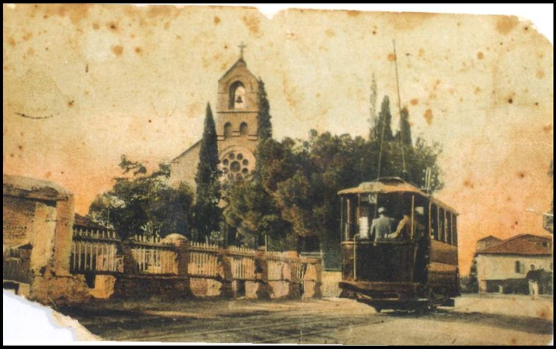 2. Το τράμ μπροστά από την Αγγλικανική εκκλησία, δεκαετία 1900