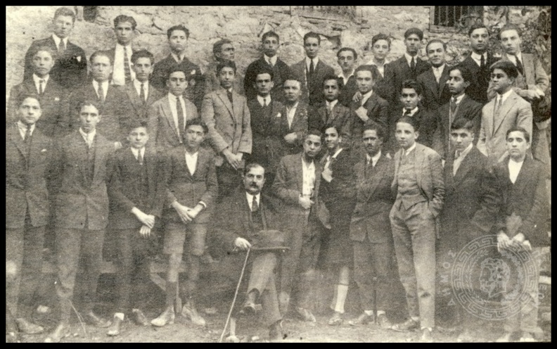 2. Οι τελειόφοιτοι του Α\' Γυμνασίου, 1926.jpg