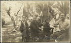 11. Παρέα διασκεδάζει στην εξοχή, 1930(περίπου) (φωτό Δ. Διρμίκης & Σία, Photo Dirmiki)