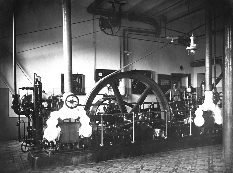 32. Ατμομηχανή και παγομηχανή διπλής ενέργειας, 1920